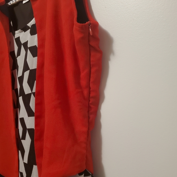 Red Dark and White Dress. Fits size 12. - Picture 10 of 11